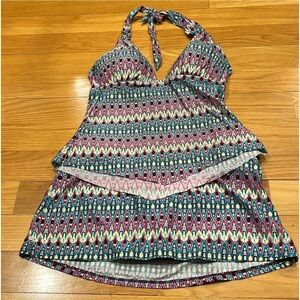 Kenneth Cole New York women's 2 piece swim suit size medium